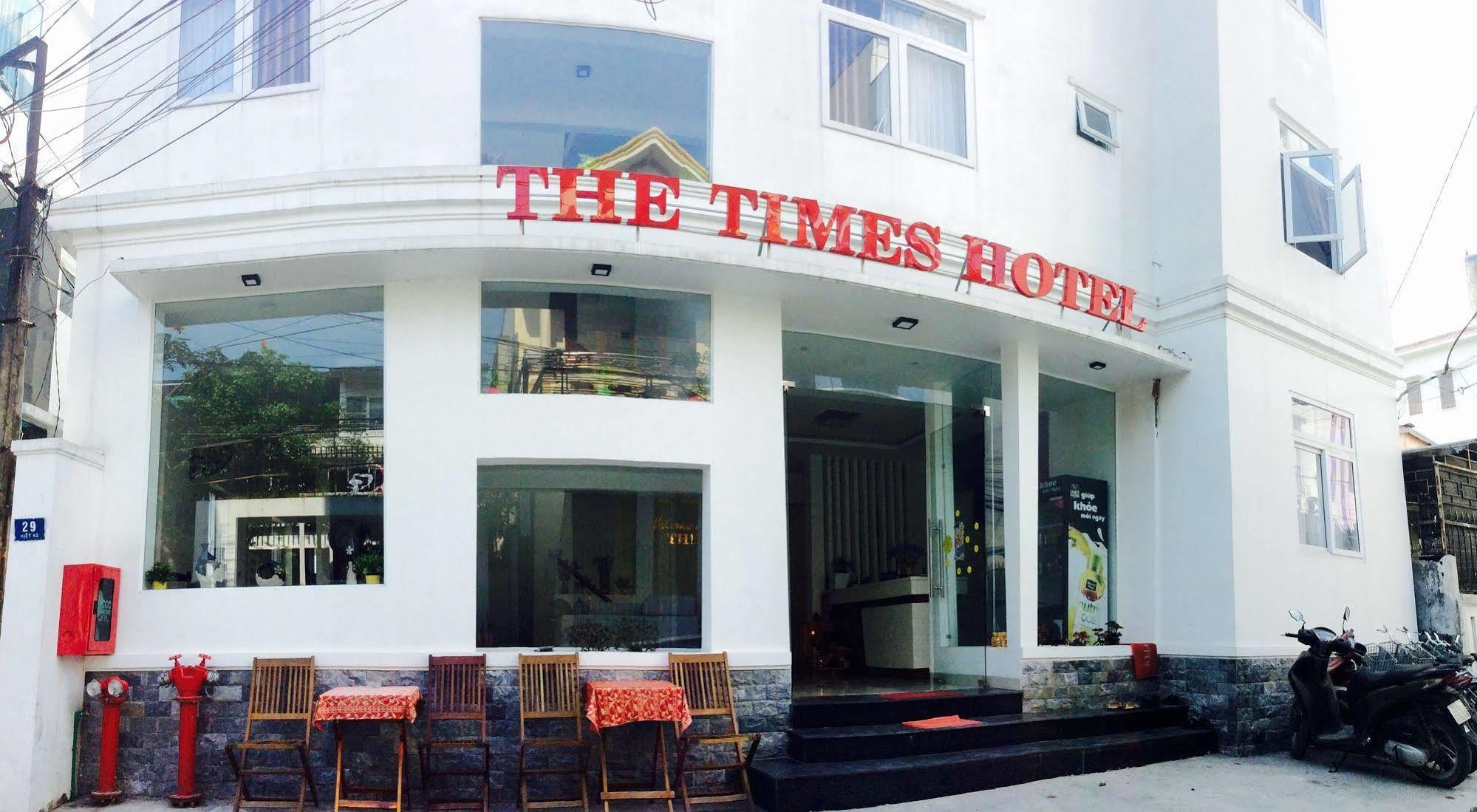 The Times Hotel Hue Exteriör bild