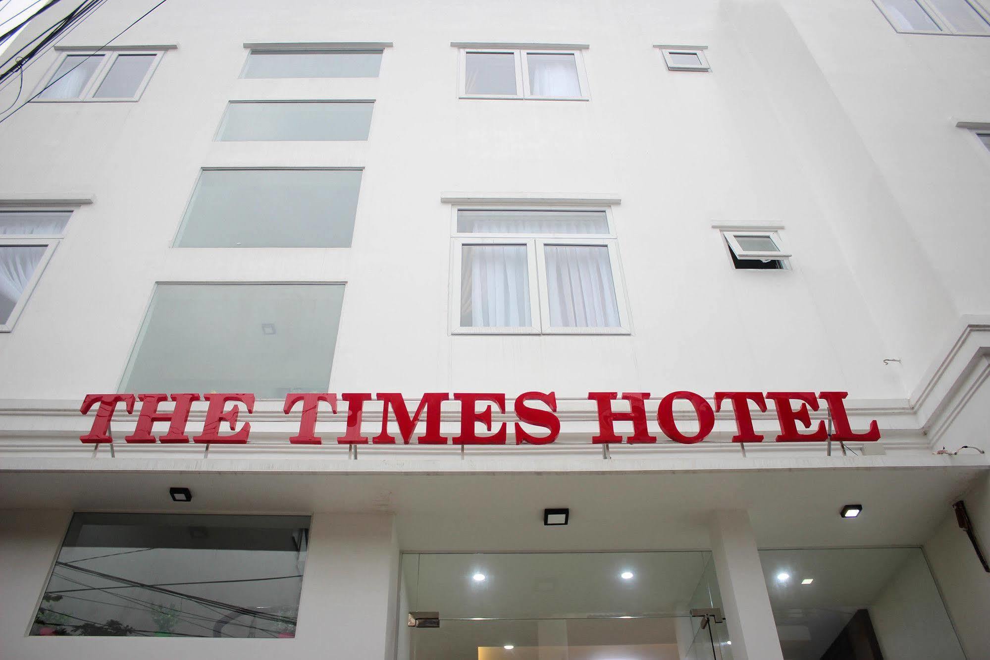 The Times Hotel Hue Exteriör bild